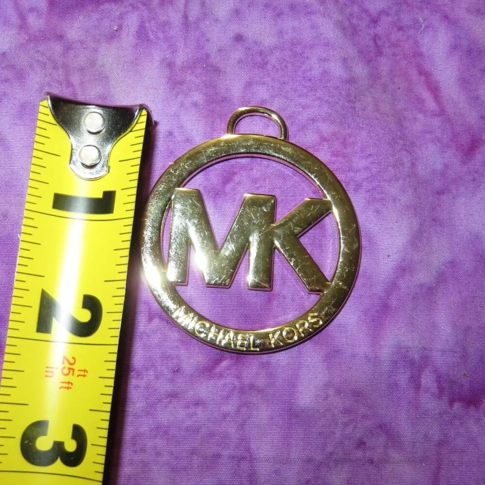 Michael Kors Medallions Bag Charms keychain
